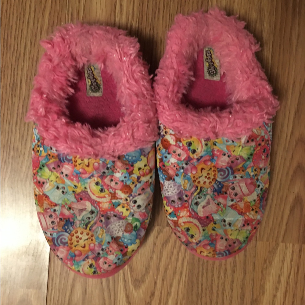 Shopkins Colorful Slippers: Size 2/3